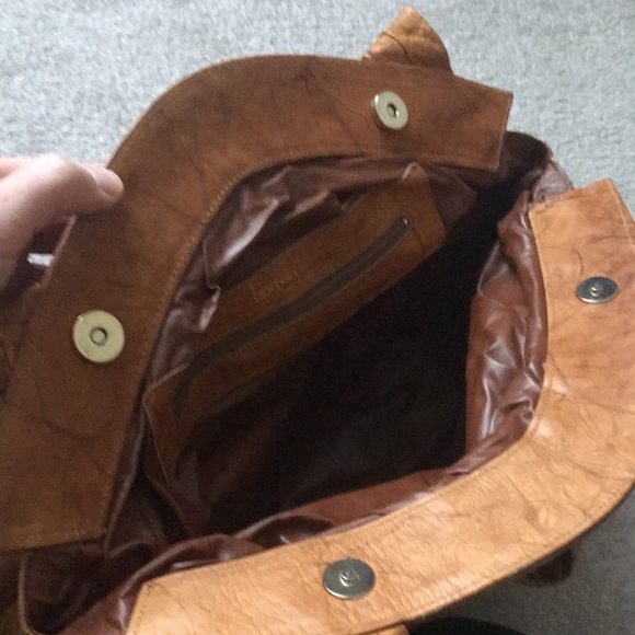 Braccialini | Italian Leather Handbag - Picture 8 of 12